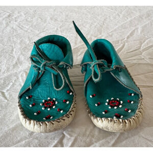 Vtg Baby Kids Moccasins Beaded Leather Blue Teal Native American 5.5" Long